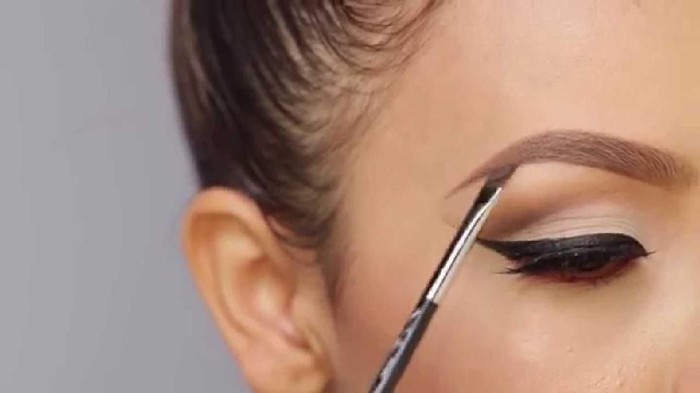 Pensil Alis Terbaik di 2015