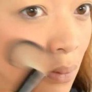 5 Concealer Terbaik Tutupi Noda Hitam di Bawah Mata