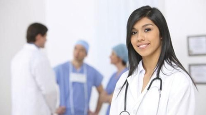 Serba-Serbi Krim Pemutih Wajah yang Aman dari Klinik Kecantikan