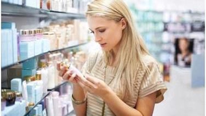 Memilih Produk Skin Care Sesuai Usia