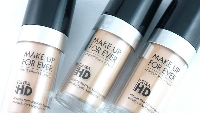 [REVIEW] Make Up Forever HD Invisible Cover, Foundation Langganan Make-Up Artist Profesional