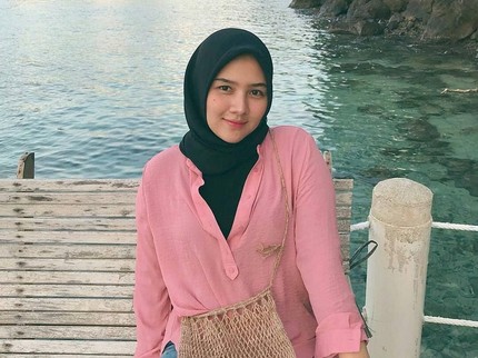 Lebih Muda 19 Tahun, Calon Istri Sahrul Gunawan Mudah Dekat dengan Anak