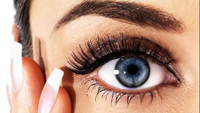 5 Cara Mempercantik Bulu Mata