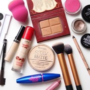 7 Produk Make-Up Ini Akan Membantu Kamu yang Masih Pemula