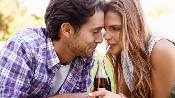 EFEK MINUMAN SODA UNTUK KESUBURAN DAN KESEHATAN TUBUH