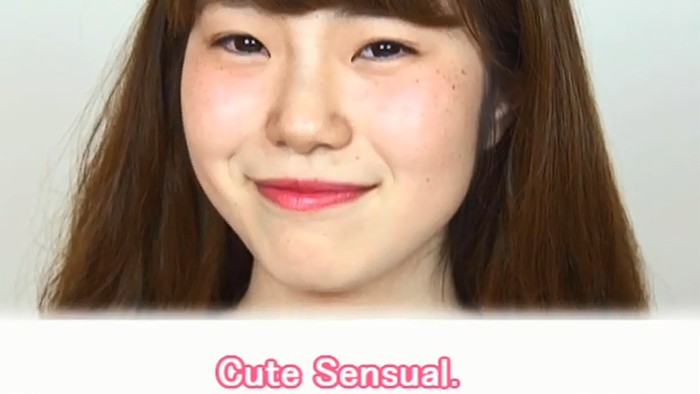 Cute Sensual. Menggunakan cream blush pada 3 titik