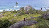 FOTO: Wisata di Natuna Sepeninggal Virus Corona Kepulauan Natuna kembali bergairan usai raturan orang yang diobservasi atas virus corona kini sudah dipulangkan.