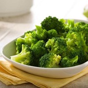 9 Makanan Pencegah Kanker Payudara