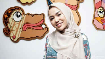 Makin Panas, Medina Zein Balas Sindiran Zaskia Sungkar
