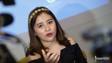 img-title Prilly Latuconsina Ikhlas Maafkan Rina Nose & Andre Taulany