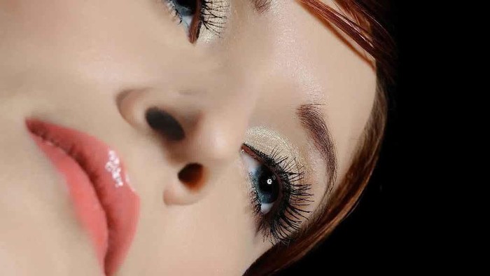 Bulu Hidung Panjang? Pakai Alat Cukur yang Tepat