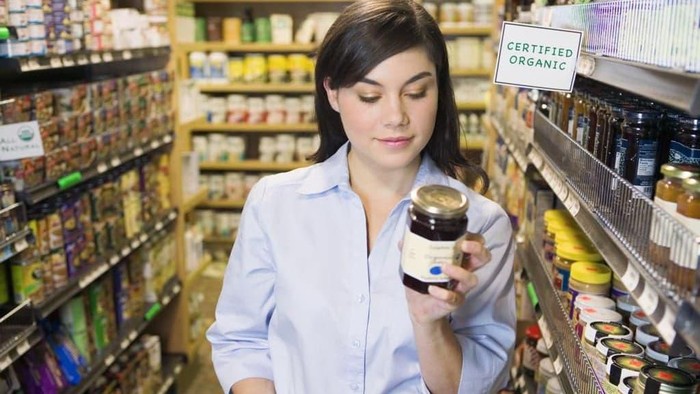 Waspadai 5 Bahan Berbahaya yang Sering Ditemukan Pada Makananmu