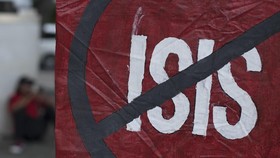 WNI Eks ISIS, Ketakutan Jokowi, dan Deradikalisasi 'Memble'