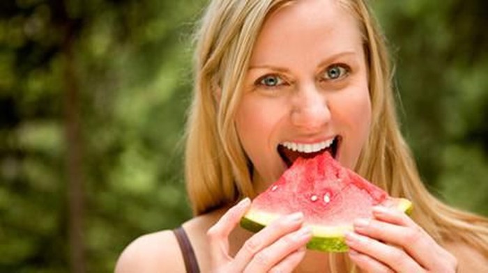 3 Tips Diet Sehat Dengan Semangka