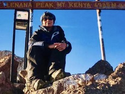 Menggapai Langit Afrika Lewat Mount Kenya