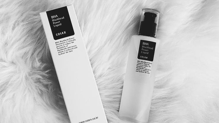Kulit Bebas Komedo dan Jerawat dengan COSRX BHA Power Liquid