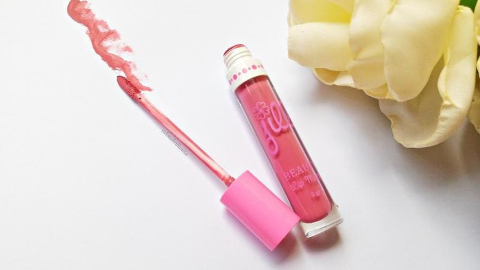 Lip Cream Lokal dengan Pigmentasi Warna yang Bisa Menutup Bibir Hitam? Jill Beauty Lip Matte!