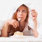 Makanan Lezat yang Bisa Mengurangi Rasa Sakit ketika PMS