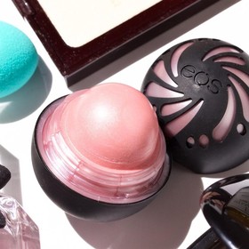 EOS Shimmer Lip Balm, Mutiara Perawat Bibir