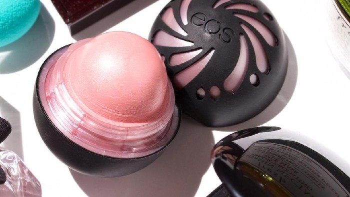 EOS Shimmer Lip Balm, Mutiara Perawat Bibir