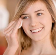 5 Brand Toner Lokal yang Ampuh Kecilkan Pori-Pori