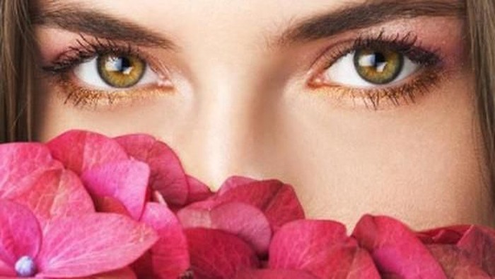 Cegah Kerutan di Sekitar Mata dengan Lakukan 3 Hal Penting Berikut