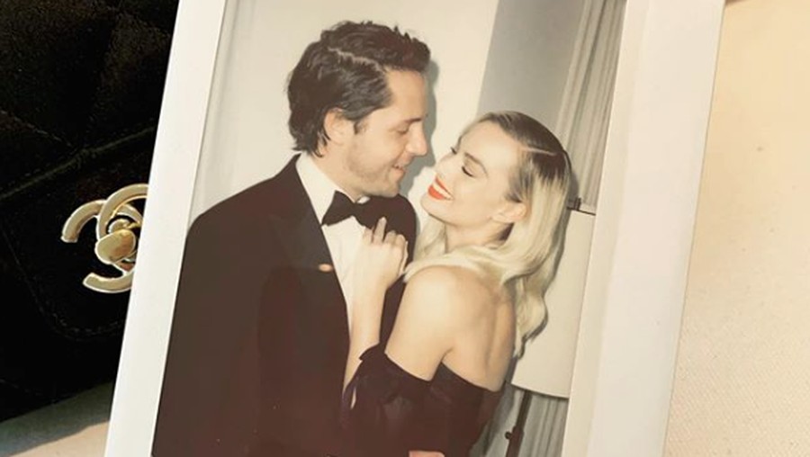 Margot Robbie dan suaminya&comma; Tom Ackerley di Oscar 2020&period;