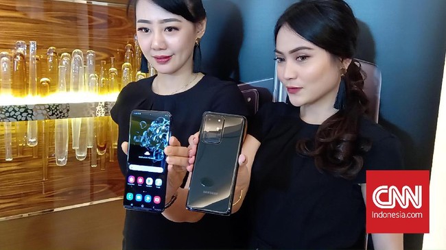 Pengamat buka-bukaan soal beda Samsung S20 Ultra vs Xiaomi Mi Note 10 yang sama-sama punya kamera 108 MP tapi harga keduanya jauh beda.