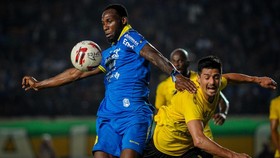 Persib Kalahkan PSS Sleman 2-0
