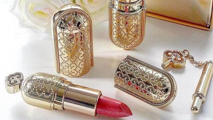 Lipstick dengan Packaging Tercantik dan Mewah Sedunia