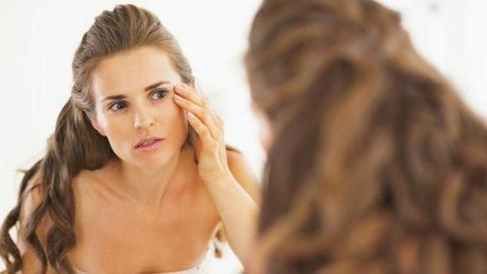 5 Kebiasaan yang Dapat Mempercepat Penuaan Pada Kulit Kamu