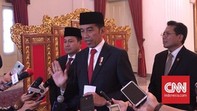 Draf Omnibus Law Cipta Kerja, Jokowi Kurangi Jam Kerja Buruh