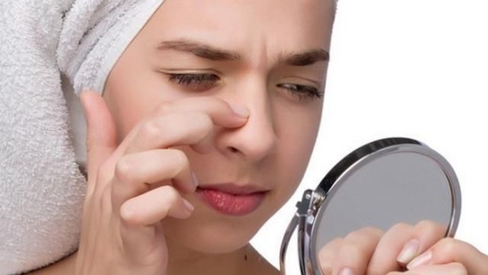 Hilangkan Komedo Dengan Scrub dari Bahan Alami