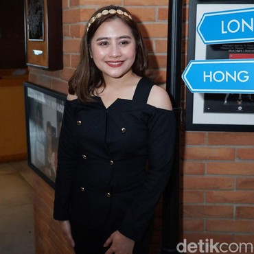Sedihnya Prilly Latuconsina Tak Ada Artis yang Ajak Kencan