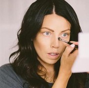 Makeup Tips Simple yang Bisa Membuat Hidungmu Terlihat Kecil dan Mancung