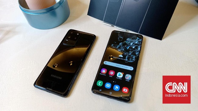 Samsung Galaxy S20 Ultra dilego lebih mahal dari Xiaomi Mi 10 Pro yang sama-sama menggunakan kamera 108 MP dan chipset Snapdragon 865.