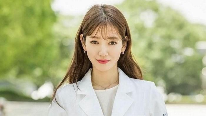 Yuk Tebar Pesona dengan Pilihan Lip Tint yang Tahan Lama, Bye Bye Bibir Gelap!