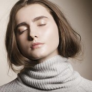 #BEAUTYNESIANSHARE Biar Gak Kalah Flawless, Ini Dia Pilihan Foundation untuk Kulit Berjerawat!