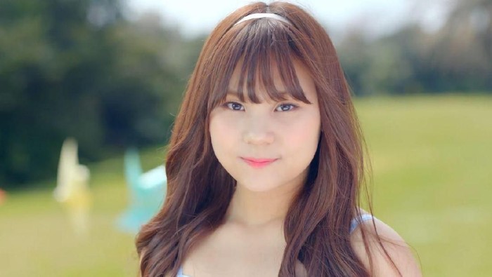 Ladies Mau Nanya Dong, Gimana Ya Bentuk Poni Yang Cocok Untuk Wajah Bulat? Ladies Mau Nanya Dong, Gimana Ya Bentuk Poni Yang Cocok Untuk Wajah Bulat?