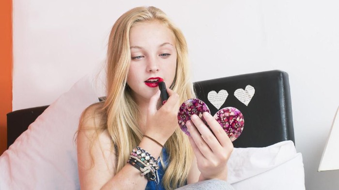Jangan Berbagi Produk Makeup Ini, Ya! Jangan Berbagi Produk Makeup Ini, Ya!
