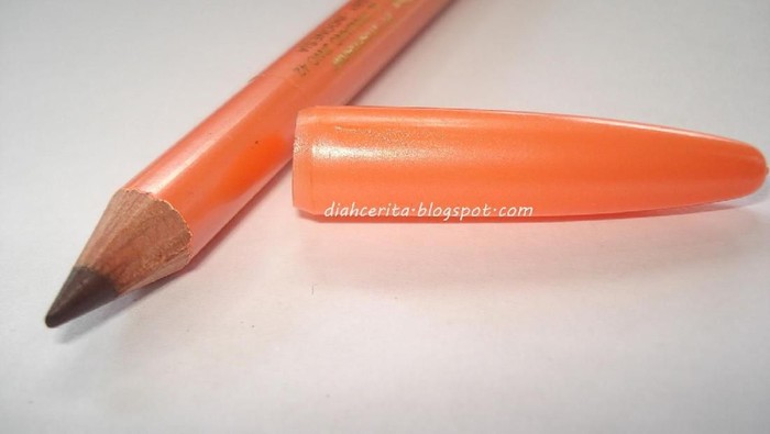 Ternyata Ini Bedanya Pensil Alis Viva yang Asli dan Palsu! Ternyata Ini Bedanya Pensil Alis Viva yang Asli dan Palsu!
