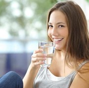 [FORUM] Tanda-tanda kurang minum air mineral, hati-hati ladies!