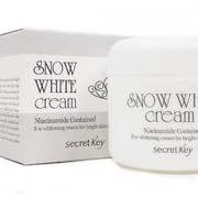 Ladies ada yang pernah coba Snow White Cream Secret Key dari Korea ini gak?