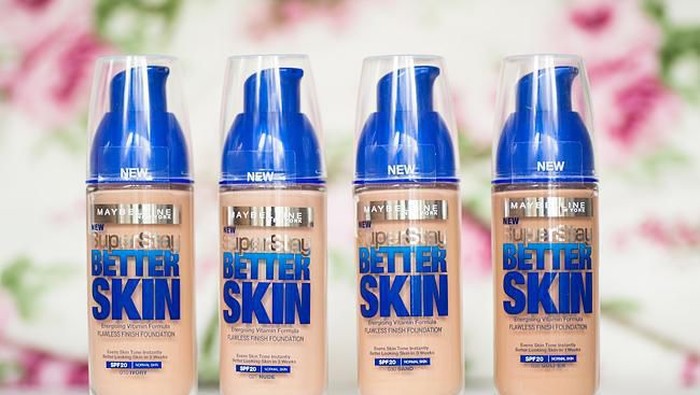 Foundation dengan SPF untuk Kulit Terlindung Sinar UV:  Maybelline SuperStay Better Skin Foundation