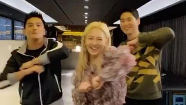 Main Tik Tok Bareng Hyoyeon SNSD, Boy William Tuai Pujian