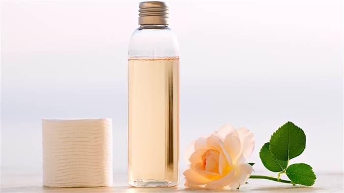Hindari Iritasi, Pilihan Toner Terbaik untuk Kulit Sensitif