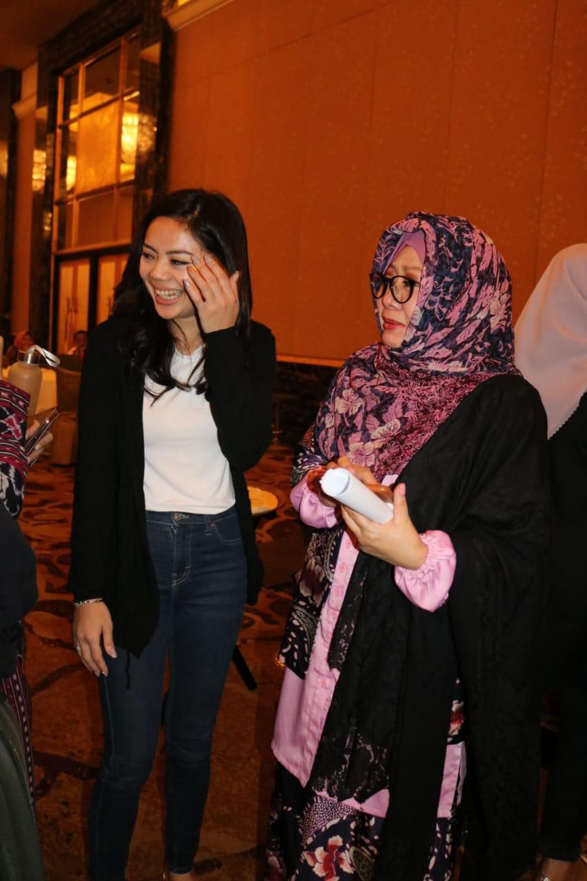 Putra Tutut Soeharto akan menikahi kekasihnya&period; Kemarin &lpar;12&sol;2&rpar; keduanya terlihat sedang melakukan gladi resik untuk acara pernikahan mereka di Hotel Mulia&period;