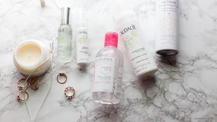 Antara Micellar Water, Cleansing Oil, dan Cleansing Balm, Mana yang Paling Ampuh Bersihkan Wajah?