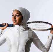 Apa ya baju olahraga yang cocok dan nyaman dipakai oleh para hijabers? Beli dimana?
