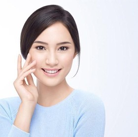 Ini Urutan Pemakaian Produk Wardah Agar Make Up Kamu Bisa Tahan Seharian!